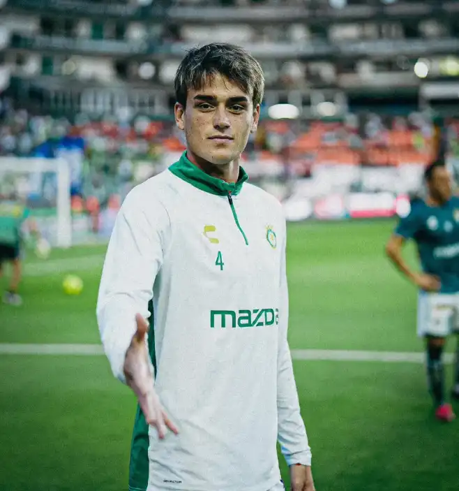 我驾车去训练,然后就被绑架了